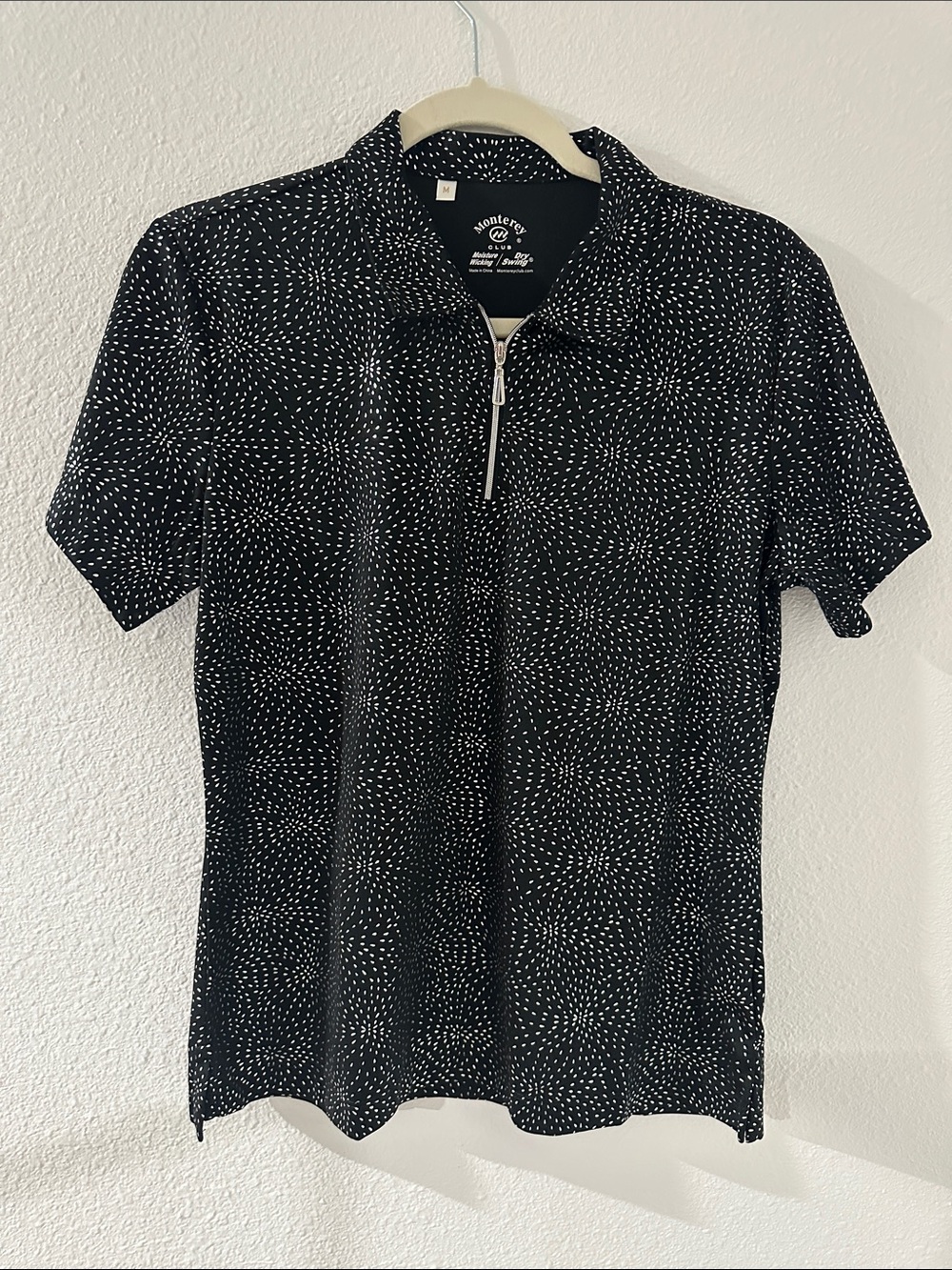Monterey Club Black Short-Sleeve Zip-Down Golf Polo with Silver Burst Print